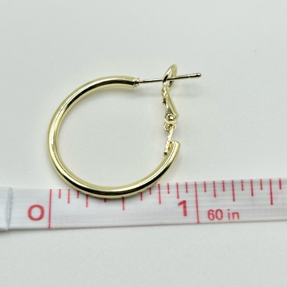 Set of Gold Hoop Earring-New! - Picture 5 of 5